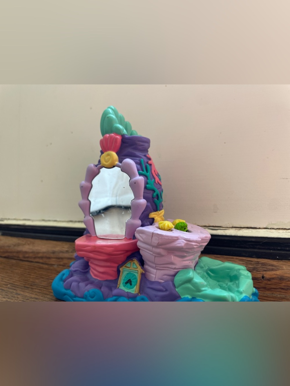 Disney 2002 Playmates Little Mermaid Vanity Mirror Mini Playset Toy
